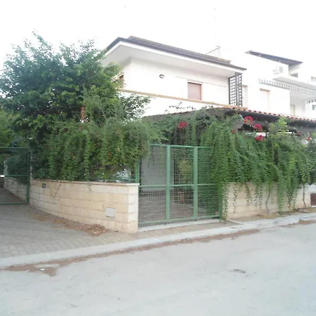 Villa Specchiolla